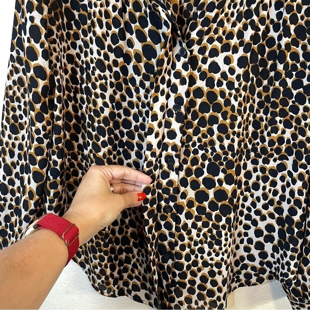 Loft Leopard Print Long Sleeve Button Front Shirt… - image 4